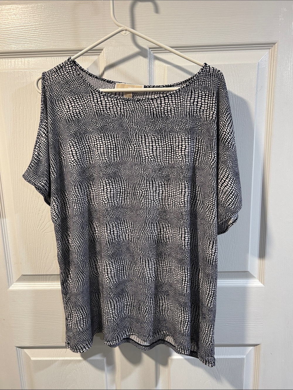 Michael Kors Black & White Patterned Short Sleeve Top